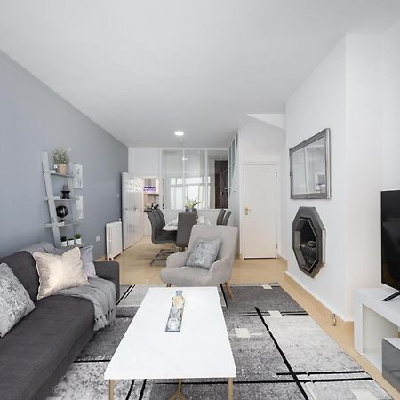Spacious 4 Bedroom House Next To Kensington Palace لندن المظهر الخارجي الصورة