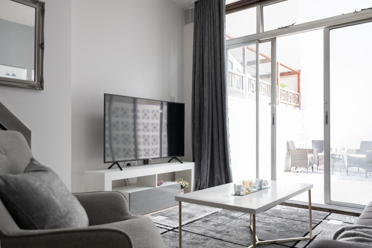Spacious 4 Bedroom House Next To Kensington Palace لندن المظهر الخارجي الصورة