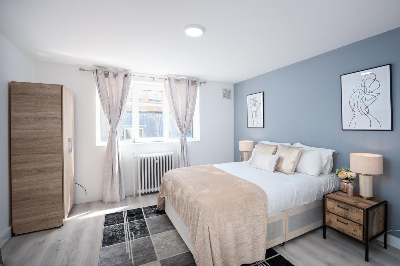Spacious 4 Bedroom House Next To Kensington Palace لندن المظهر الخارجي الصورة