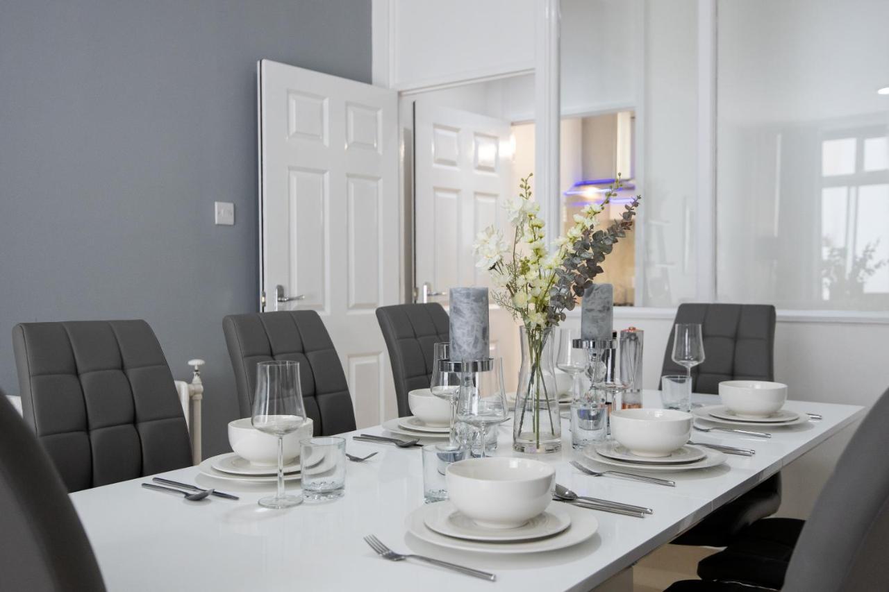Spacious 4 Bedroom House Next To Kensington Palace لندن المظهر الخارجي الصورة